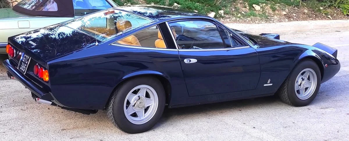 Ferrari 365 Gtb4 - foto 3