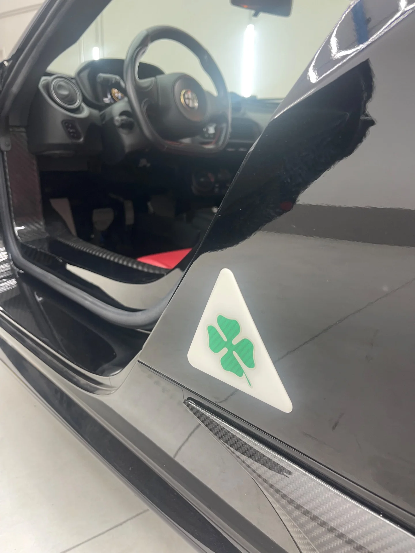 Alfa Romeo 4c - foto 13