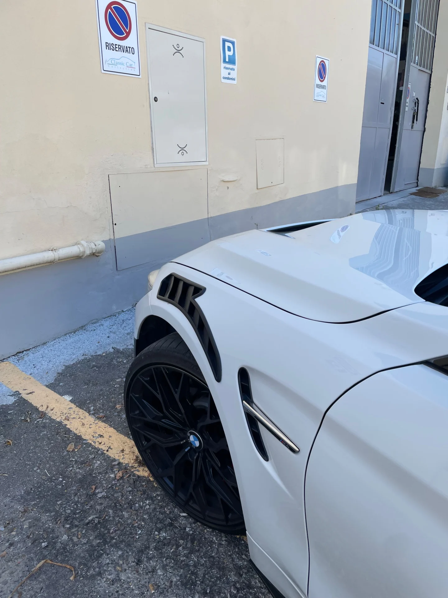 BMW M4 Coupe 3.0 dkg - foto 2